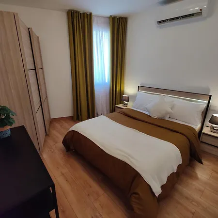 Modern 6 Appartement *